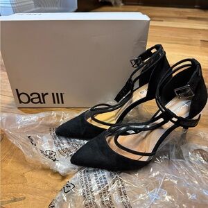 Bar III Women's Black Pointed Heels